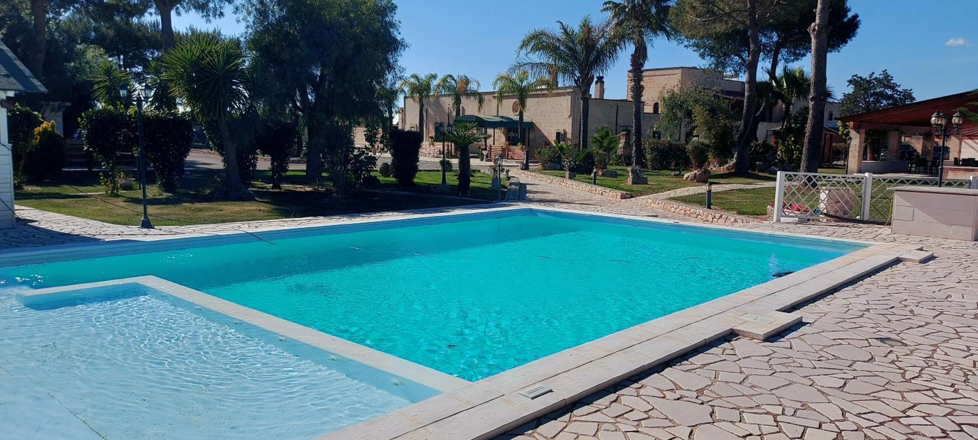 Masseria San Nicola B&B Torre Santa Susanna Exterior photo