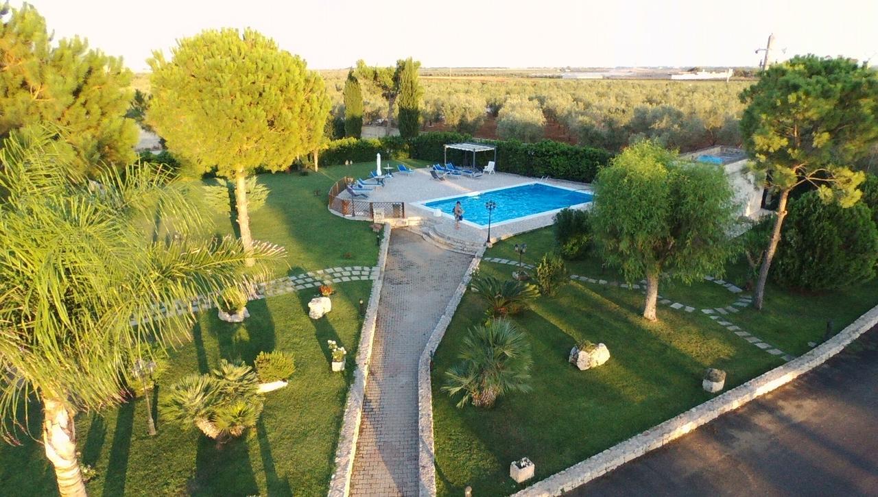 Masseria San Nicola B&B Torre Santa Susanna Exterior photo