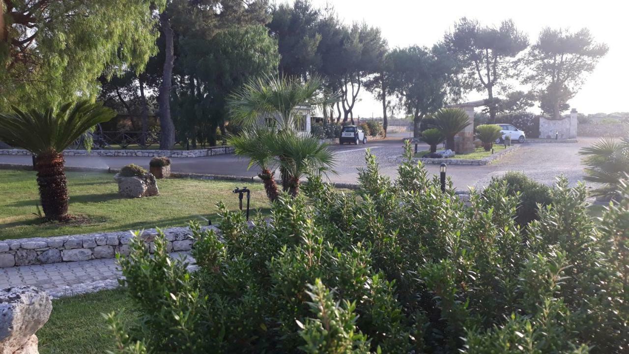 Masseria San Nicola B&B Torre Santa Susanna Exterior photo